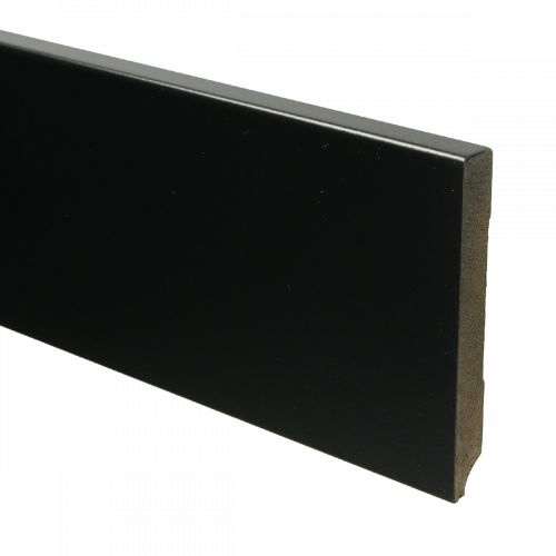 15941 MDF Moderne plint 120x15mm voorgelakt RAL 9005 - 15941 120x15 1 - 7812
