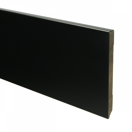 15942 MDF Moderne plint 150x12mm voorgelakt RAL 9005 - 15942 150x12 1 - 7818