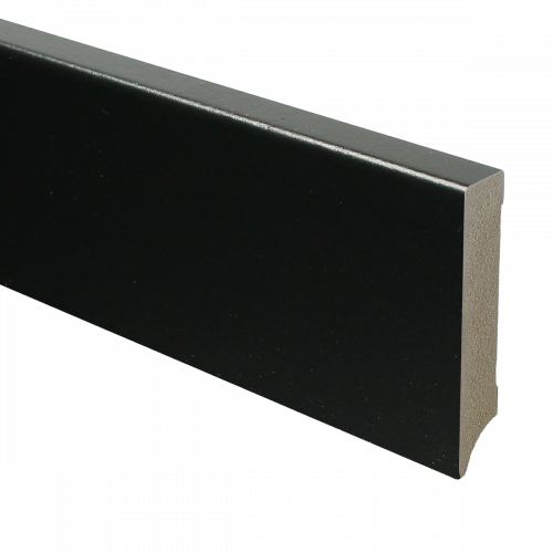 15945 MDF Moderne plint 90x18mm voorgelakt RAL 9005 - 15945 90x18 1 - 7814