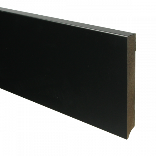 15947 MDF Moderne plint 150x18mm voorgelakt RAL 9005 - 15947 150x18 1 - 7836