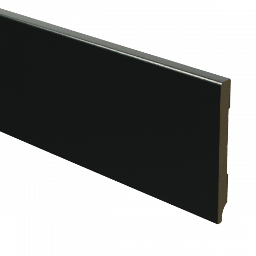 15968 MDF Moderne plint 90x9mm voorgelakt RAL 9005 - 15968 90x9 1 - 7820