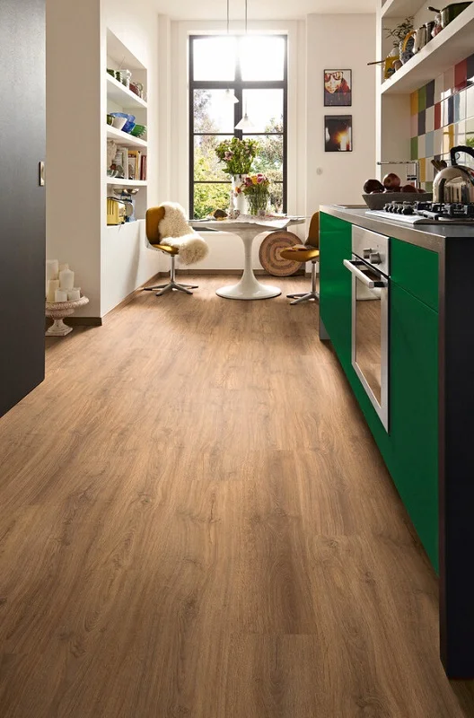 Meister laminaat LC150 Eik Muscat 6416 - 6416 laminate lc150 ambiente r01 600x909 1 - Meister LC150 6416