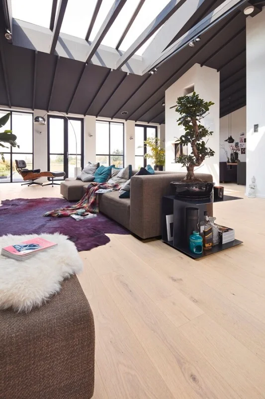 MeisterParquet. longlife PD400 Eik levendig cr&egrave;mewit gekalkt 09014 - 9014 pd400 ultramattlackiert ambiente r01 600x900 - Meister PD400 09014