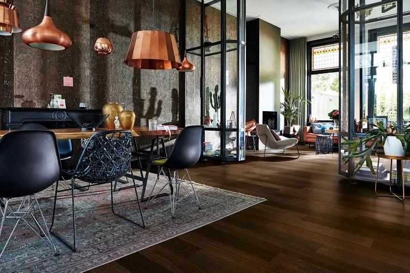 MeisterParquet. longlife PS300 Eik harmonisch kerngerookt 09018 - 9018 ps300 ultramattlackiert ambiente r01 - Meister PS300 09018