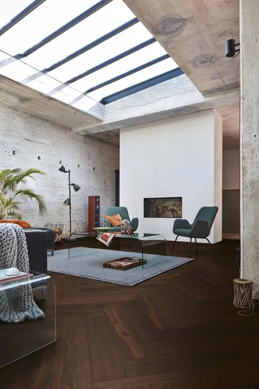 MeisterParquet. longlife PS500 Visgraat Eik harmonisch kerngerookt 09018 - 9018 ps500 ultramattlackiert ambiente r01 600x900 - Meister PS500 09018