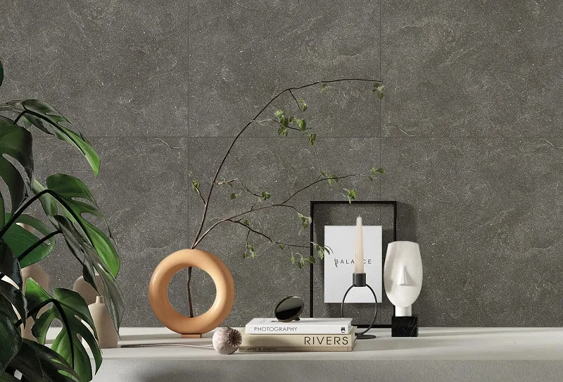 Keramische binnentegel Marazzi Itali&euml; RARESTONE Dark Grey Grijs mat 60x60x0,85cm KFF6 - Keramische binnentegel marazzi italie rarestone dark grey grijs mat 60x60x085cm kff6 sfeer - KFF6