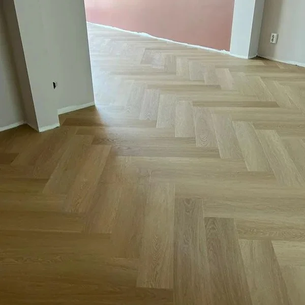 Moduleo Roots Herringbone Galtymore Oak 86346 (dryback) Plak PVC RO86346HB41236 - Moduleo roots herringbone galtymore oak 86346 dryback plak pvc ro86346hb41236 sfeer - Moduleo Plak HB 86346