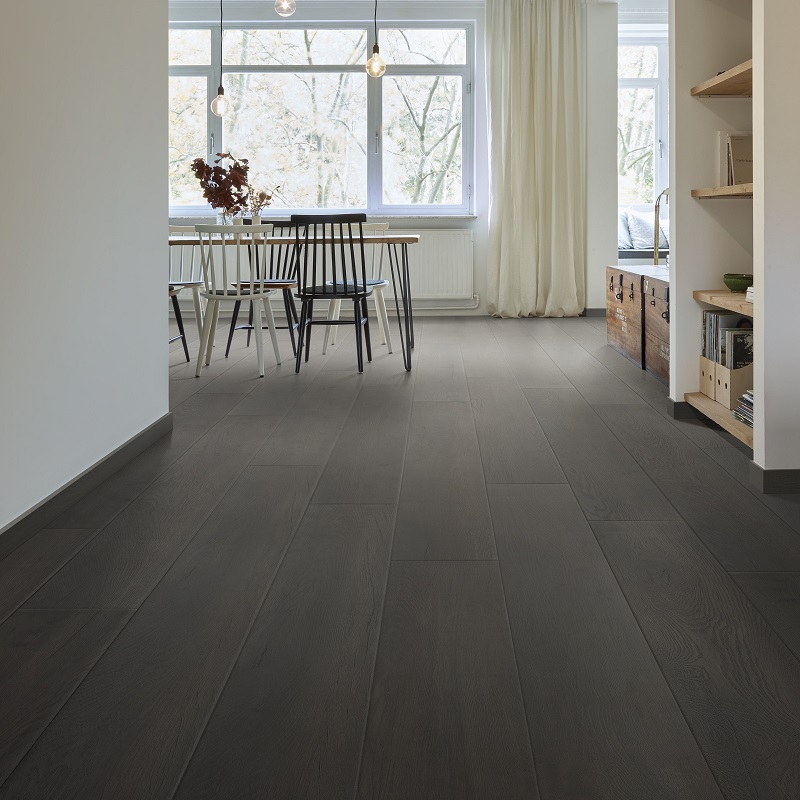 Coretec Klik PVC Naturals Raven 28773 50 LVRE 3188 - Raven 50 lvre 3188 sfeer - 9540