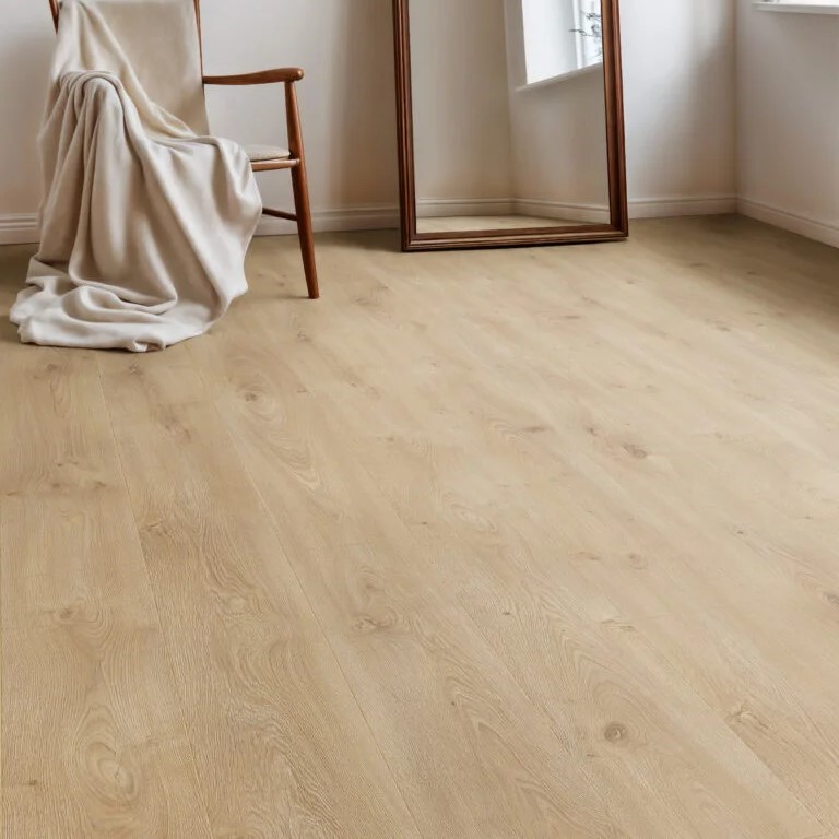 Hoomline Laminaat Planken Royal XL V2 Tafelberg 8283 - Aquaprotect - Royal xl tafelberg sfeerfoto 768x1188 1 - 18966